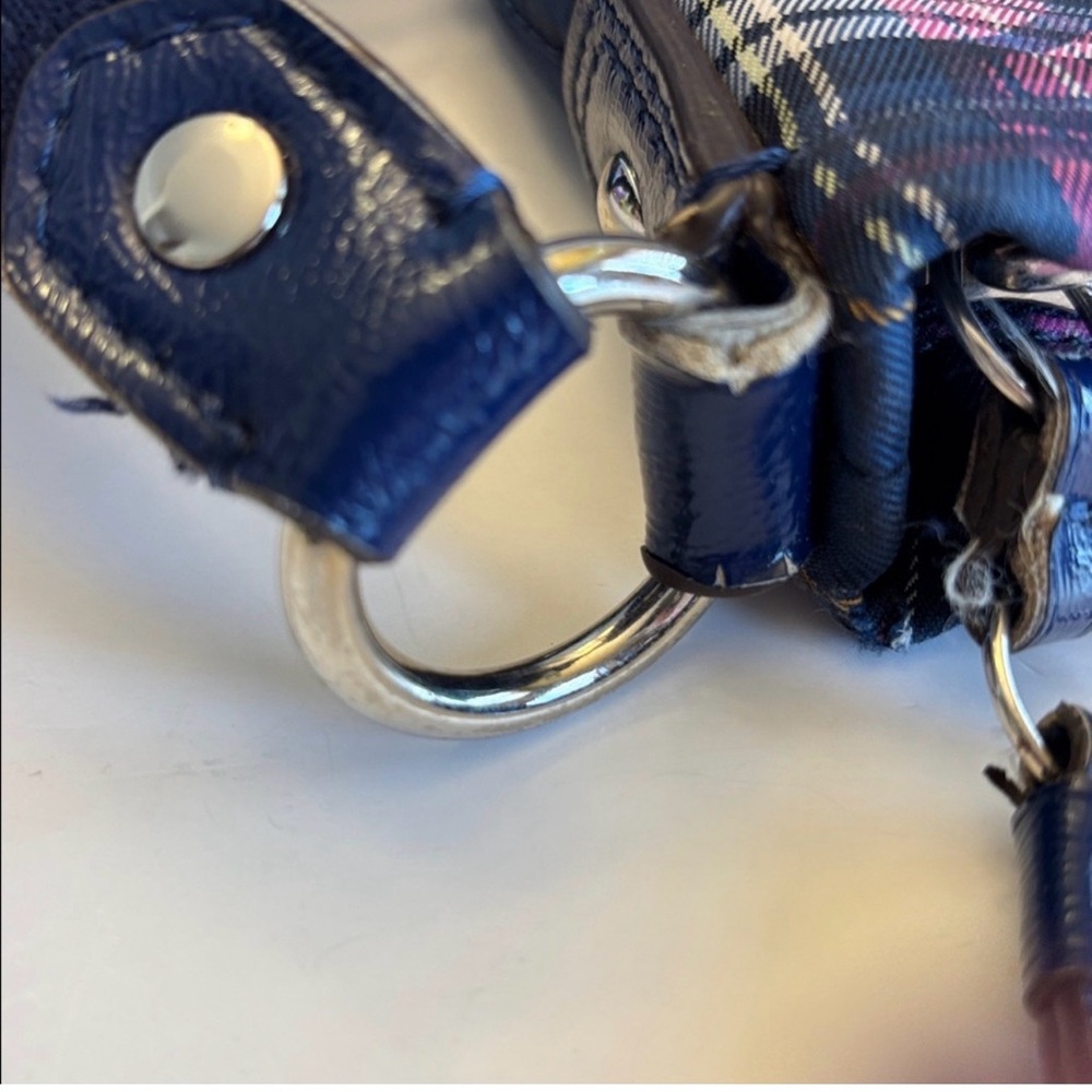 Coach Poppy Y2K 2000 Tartan Plaid EUC
Shoulder Bag  EUC - Picture 9 of 13